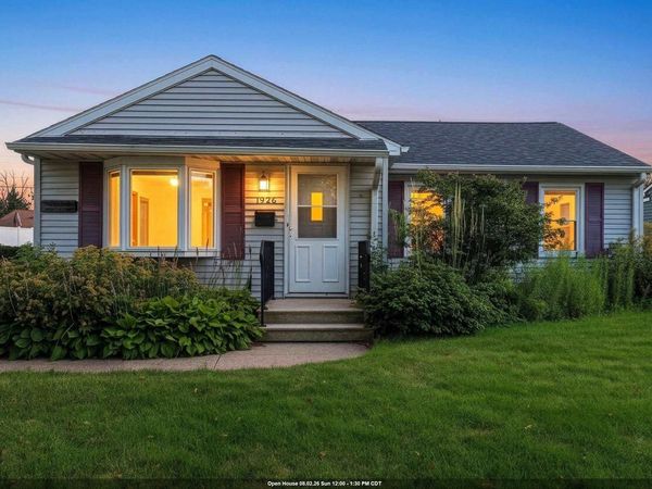 1926 HILLVIEW DRIVE, Green Bay, WI 54202