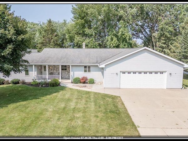 2507 N LISA STREET, Appleton, WI 54914
