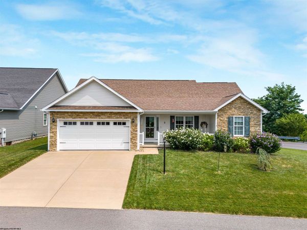 2 Amber Ridge, Morgantown, WV 26508
