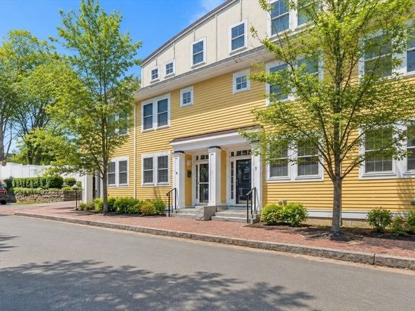 129 Merrimac, Unit 9, Newburyport, MA 01950