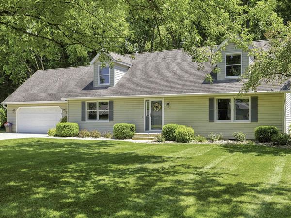3434 N Pressler Drive, Warsaw, IN 46582