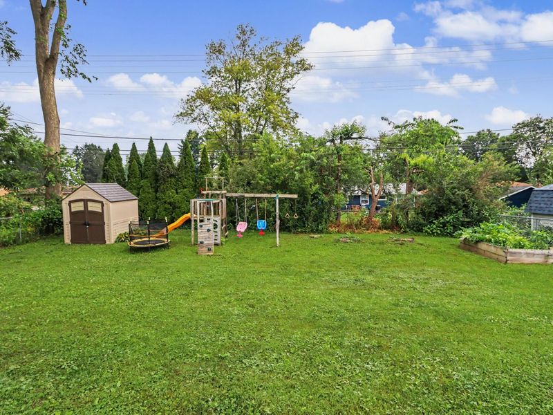 200 Essex Road , Lexington, OH 44904 Photo 33