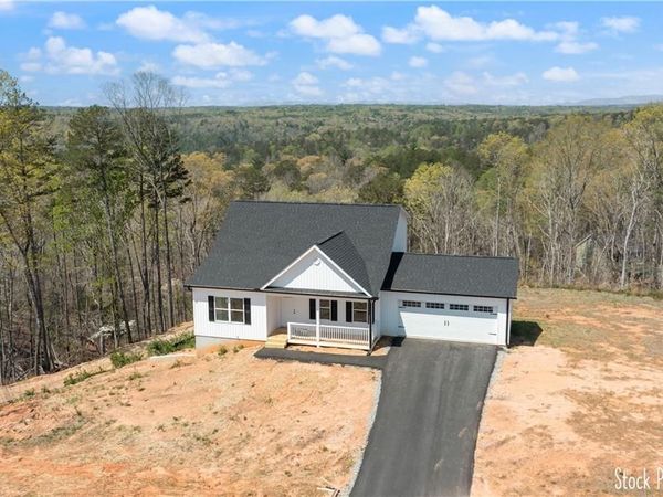 350 Grand Oak Lane , Dahlonega, GA 30533