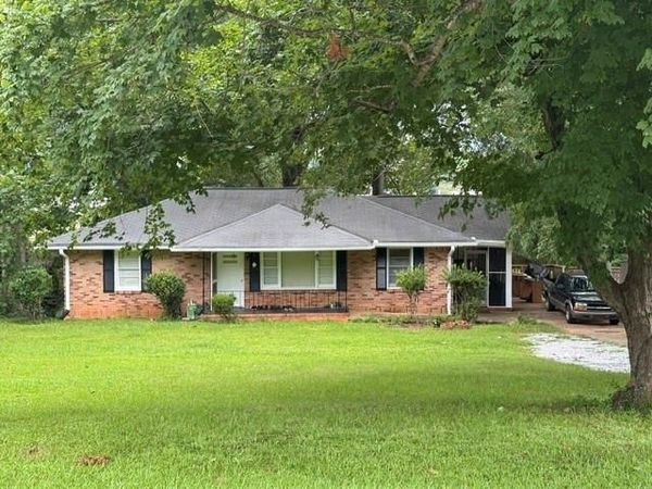 872 Brentwood Drive SW, Mableton, GA 30126