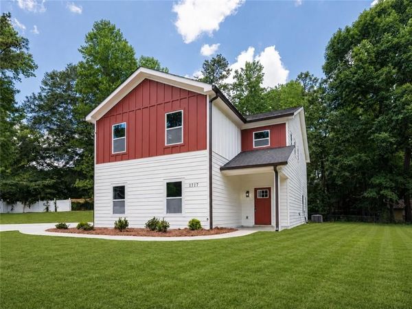 1717 Hilton Ridge Court , Lithonia, GA 30058