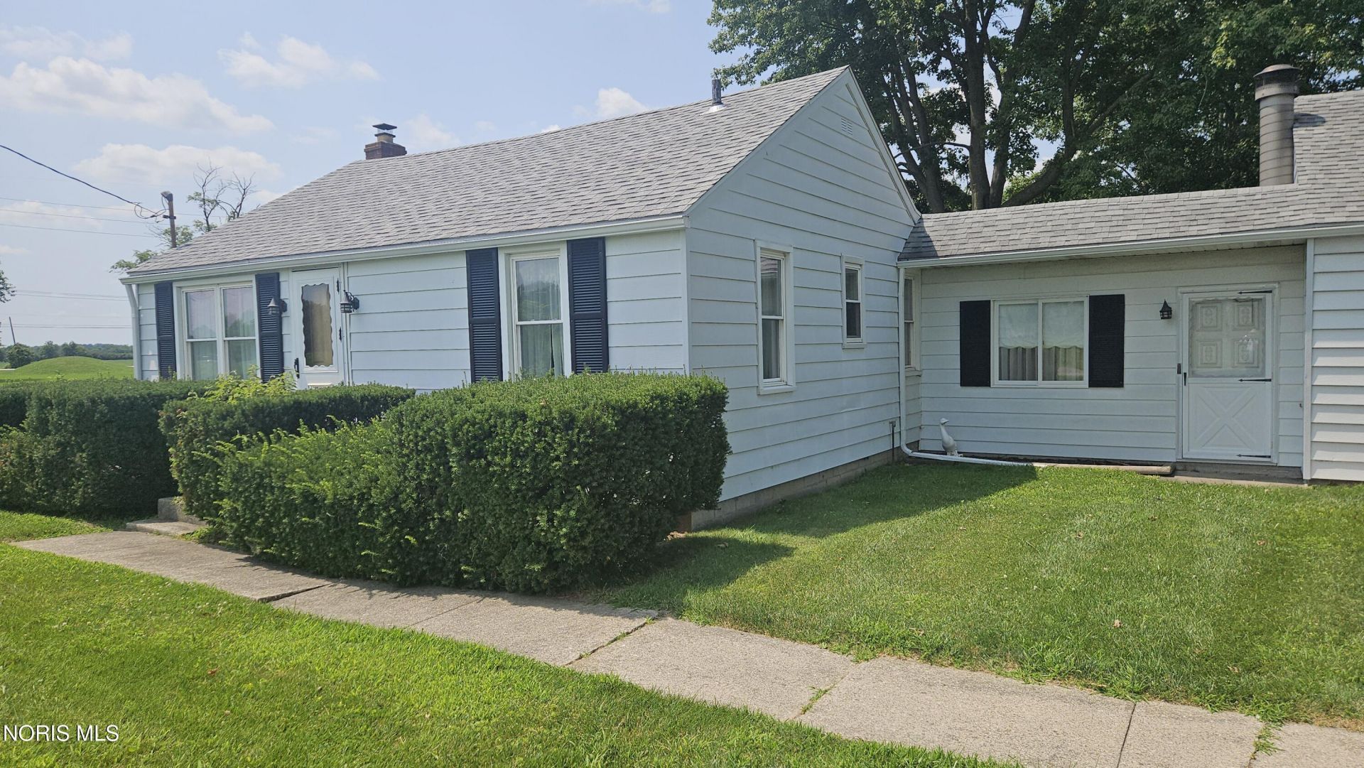 2926 N Billman Road , Millbury, OH 43447 Main Photo