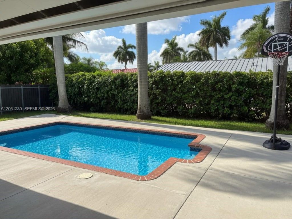 Please Call For Address, Miami, FL 33157 Photo