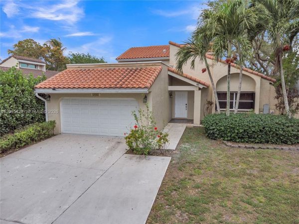 2905 Begonia Way , Cooper City, FL 33026