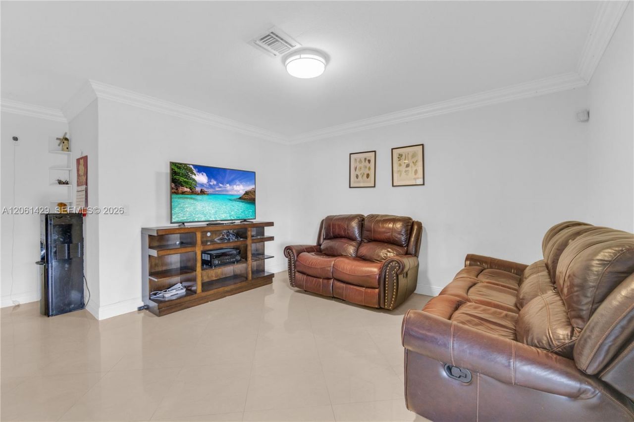2905 Begonia Way, Cooper City, FL 33026 Photo