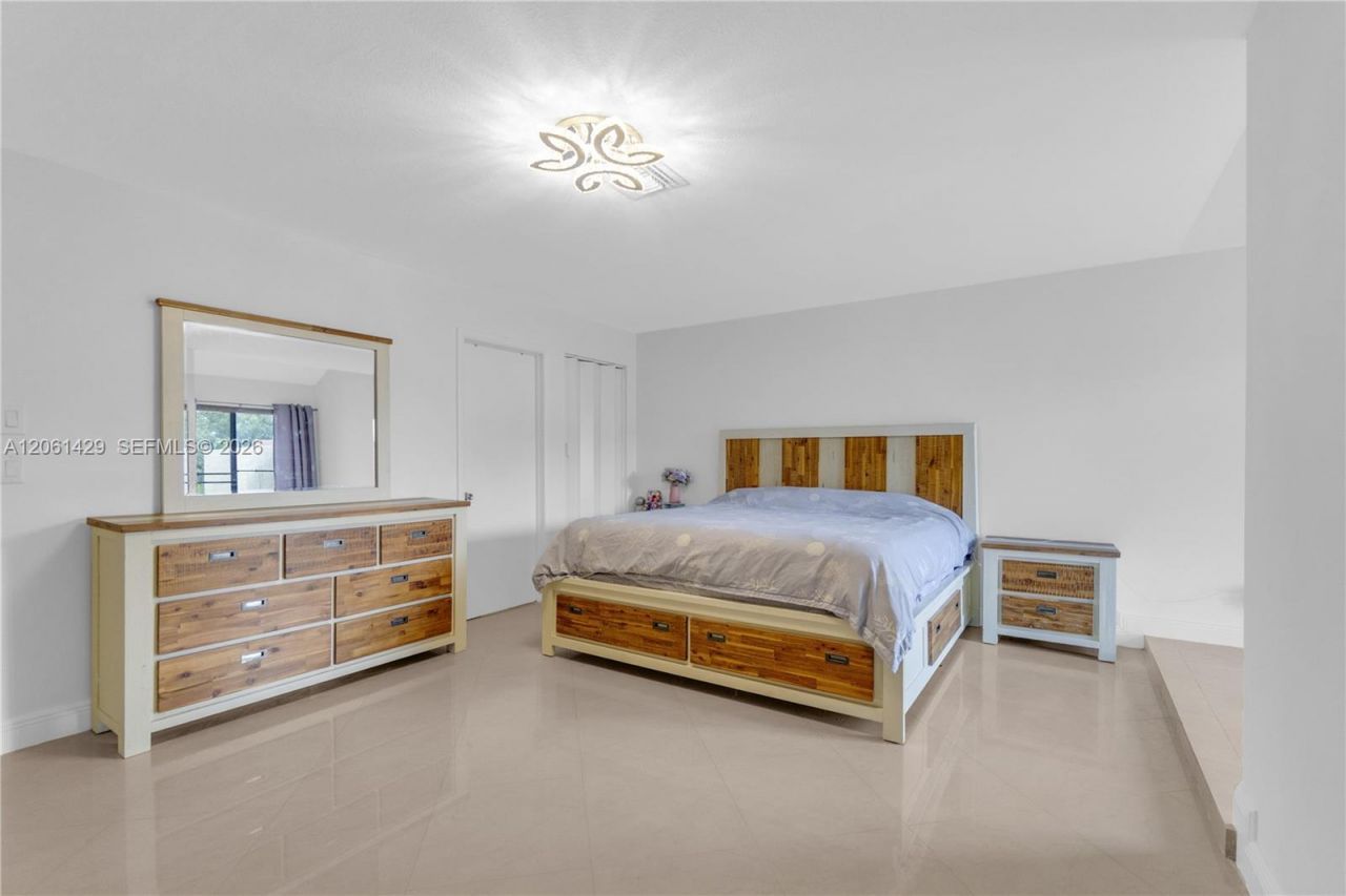 2905 Begonia Way , Cooper City, FL 33026 Photo