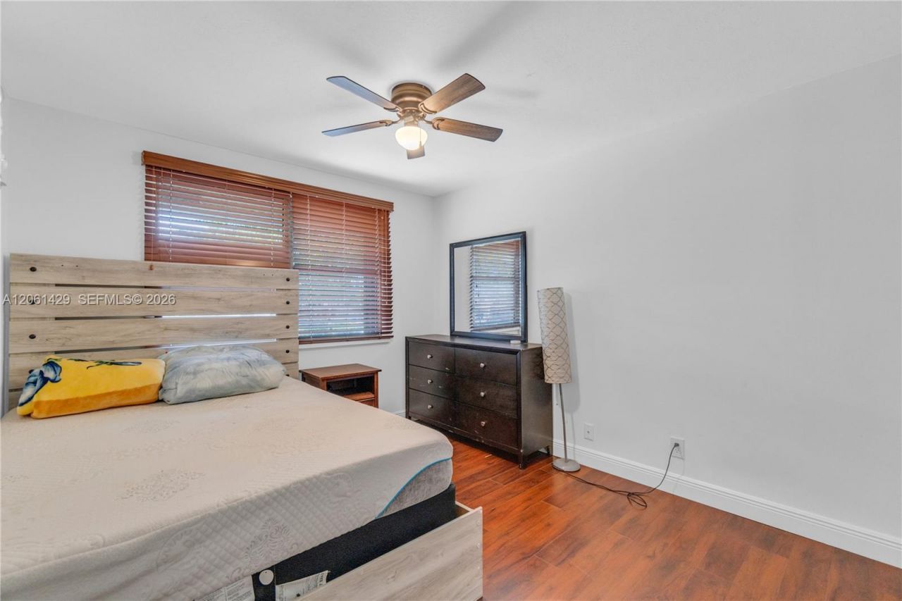 2905 Begonia Way , Cooper City, FL 33026 Photo