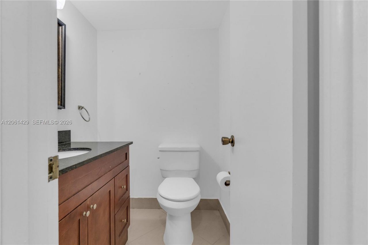 2905 Begonia Way , Cooper City, FL 33026 Photo