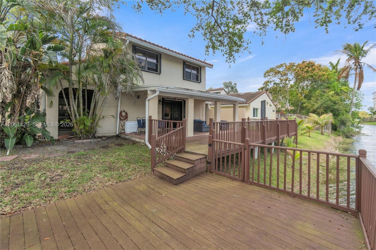 2905 Begonia Way , Cooper City, FL 33026 Photo