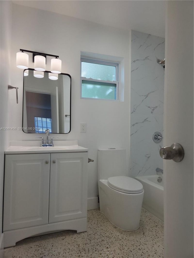 3146 NW 29th St, Unit 2, Miami, FL 33142 Photo
