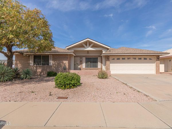 7906 E NAVARRO Avenue, Mesa, AZ 85209