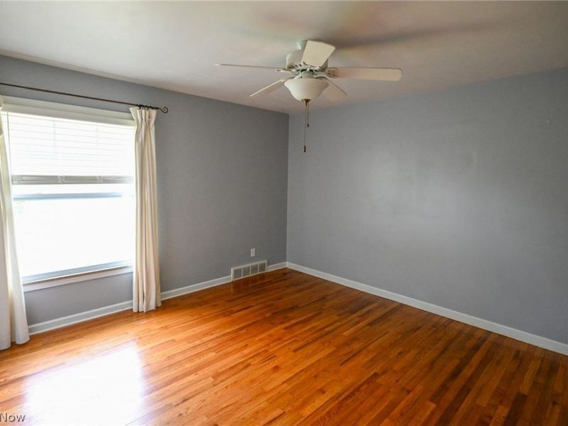1313 Richmond Road , Lyndhurst, OH 44124 Photo 17