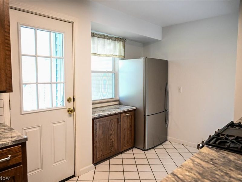 1313 Richmond Road , Lyndhurst, OH 44124 Photo 8