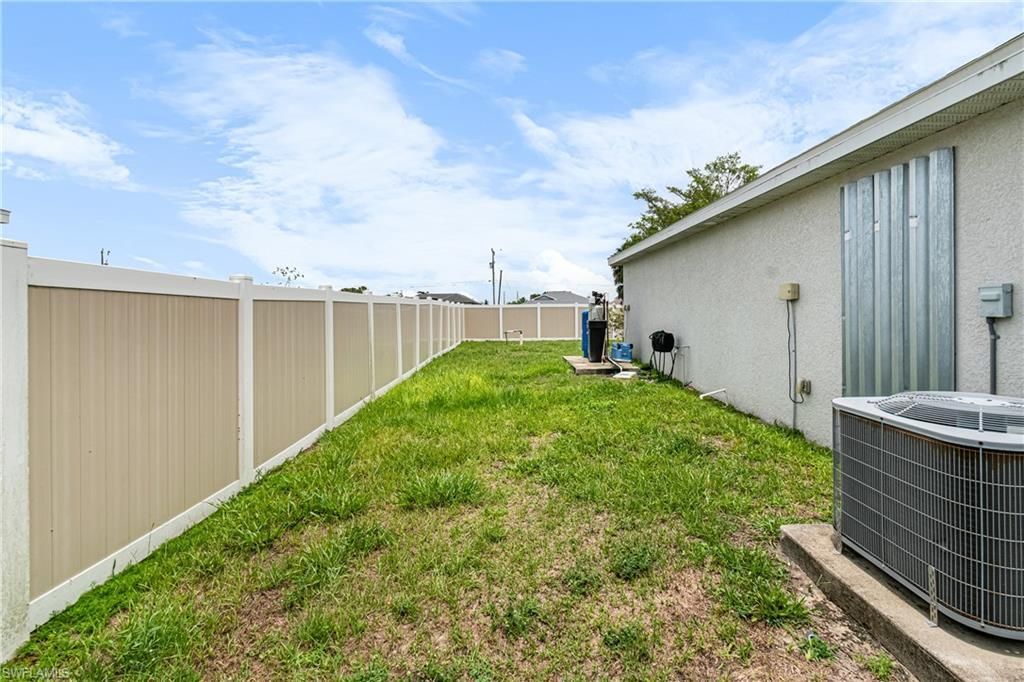 1501 NE 33rd St, Cape Coral, FL 33909 Photo