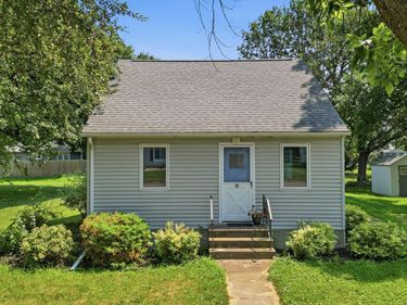 18 Ann Street S, Minnesota Lake, MN 56068