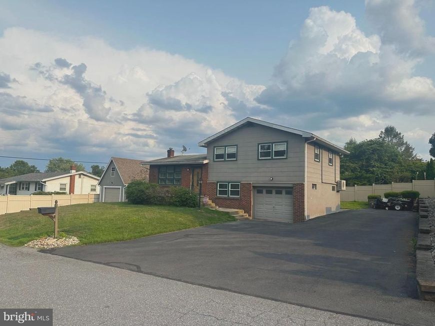 6 First St. N, Schuylkill Haven, PA 17972 Main Photo