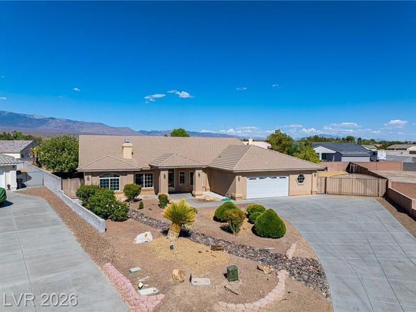 5360 Applewood Court , Pahrump, NV 89061