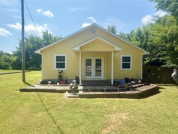 161 E Wolfdale Road , Farmington, AR 72730