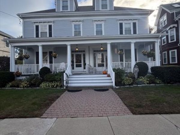 37 Basset St, Unit 1B, Lynn, MA 01902