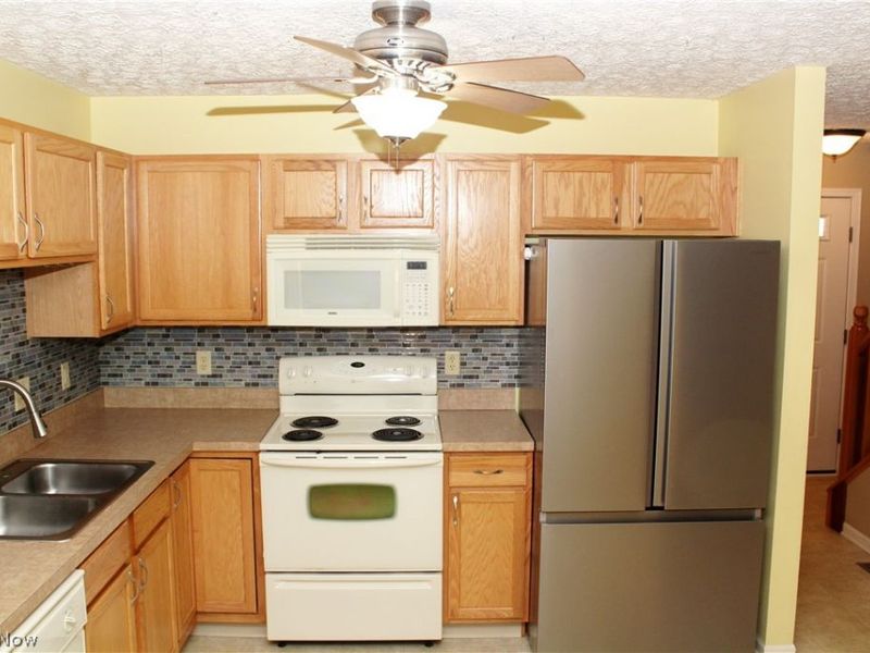 9965 Beverly Lane , Streetsboro, OH 44241 Photo 8