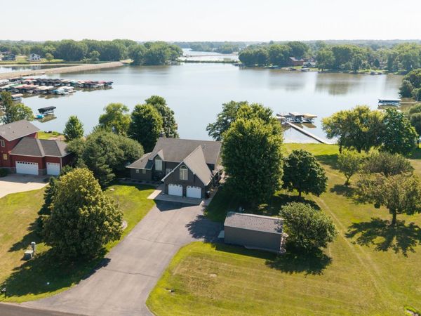 12 Lake Shetek Drive, Slayton, MN 56172