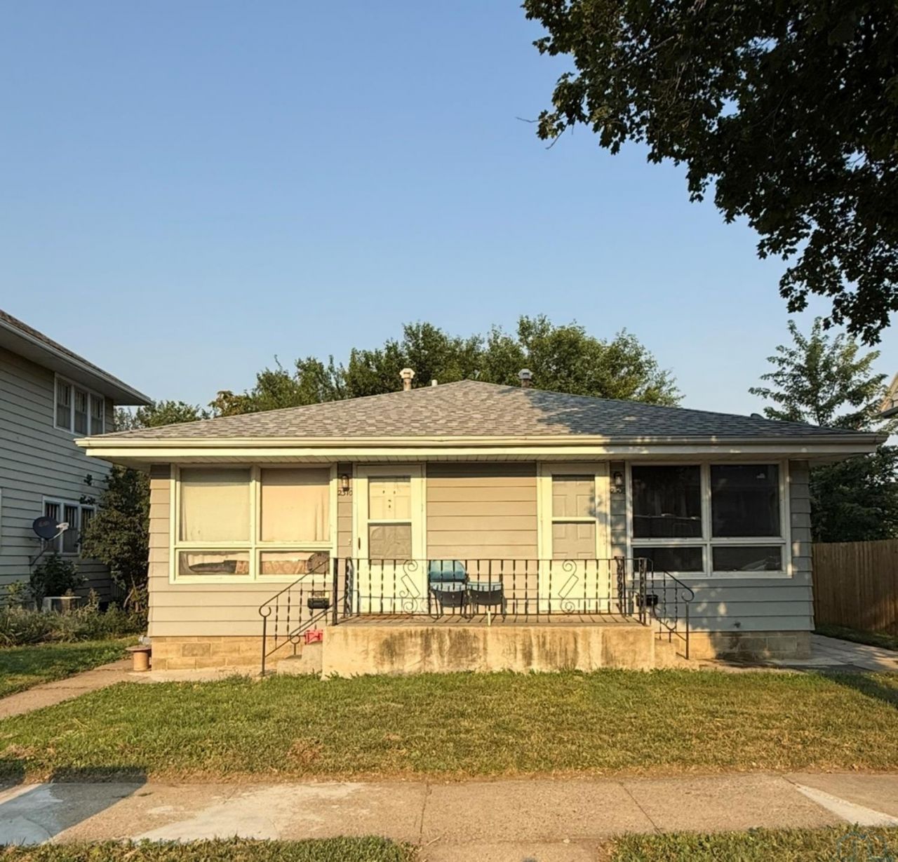 2308-10 Jones St., Sioux City, IA 51104 Main Photo