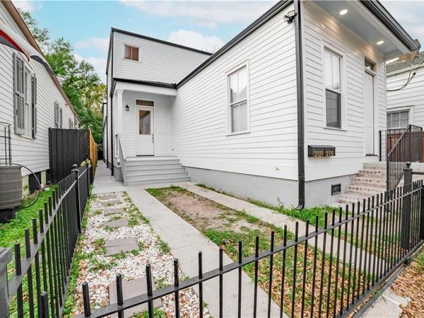 2119 CHIPPEWA Street , New Orleans, LA 70130