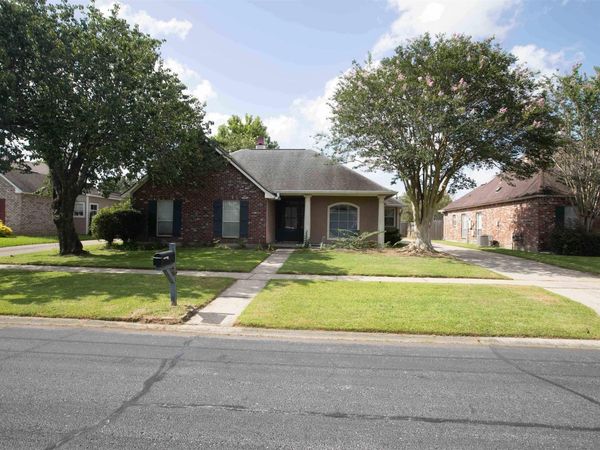 11137 Gold Cup Ave, Baton Rouge, LA 70816