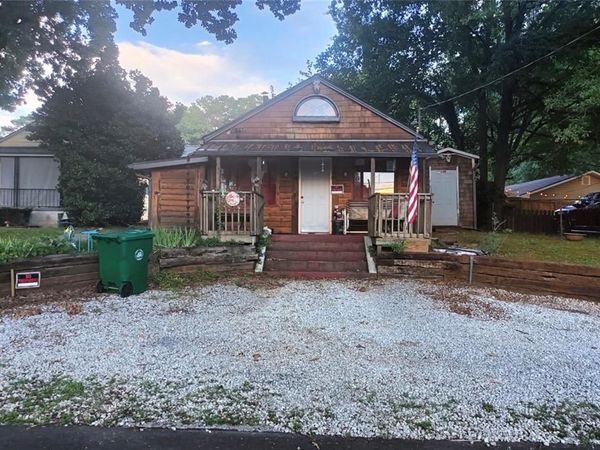853 Tanner Drive , Scottdale, GA 30079