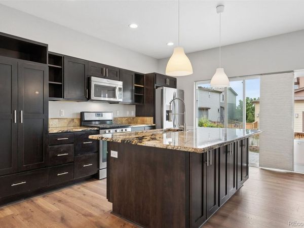 10201 Truckee Way, Commerce City, CO 80022