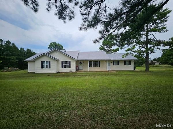 16210 Walnut Drive , Plato, MO 65552