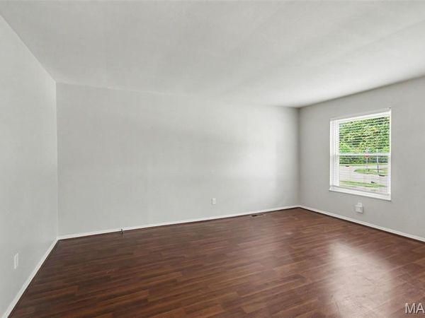 3110 Sabrina Lane , Florissant, MO 63031