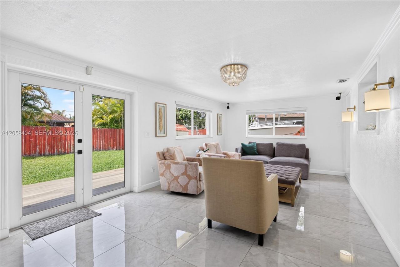 1271 W 78th St , Hialeah, FL 33014 Photo