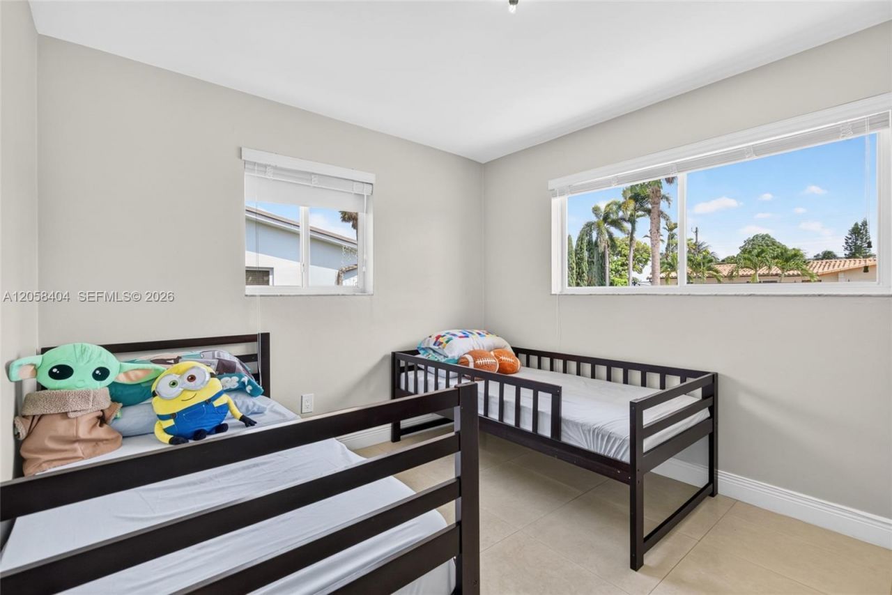 1271 W 78th St , Hialeah, FL 33014 Photo