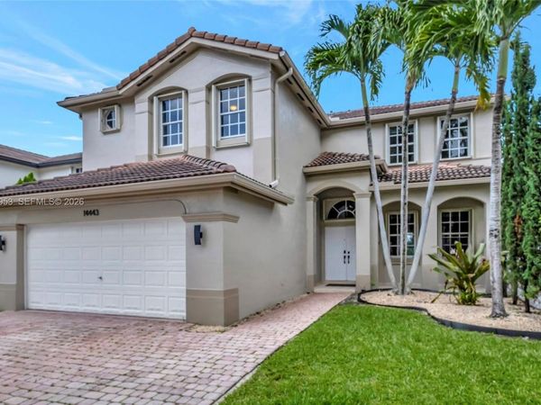 14443 SW 12th Ln , Miami, FL 33184