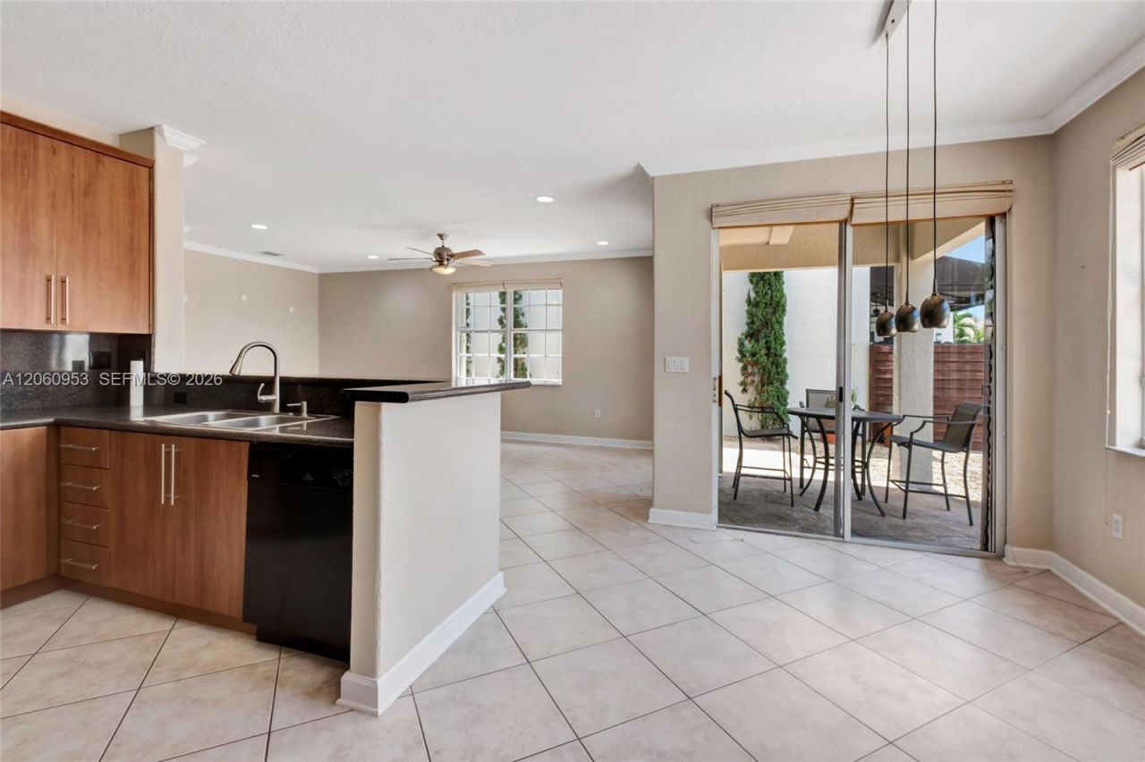14443 SW 12th Ln, Miami, FL 33184 Photo
