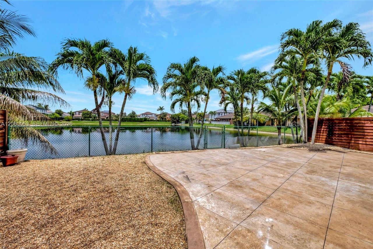 14443 SW 12th Ln, Miami, FL 33184 Photo
