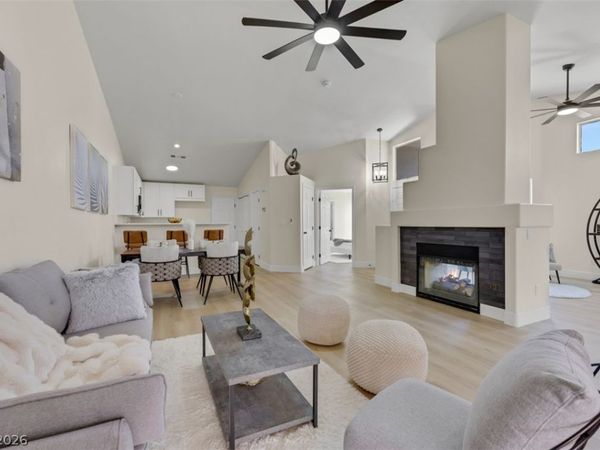 3353 Trevet Street , Unit 103, Las Vegas, NV 89129