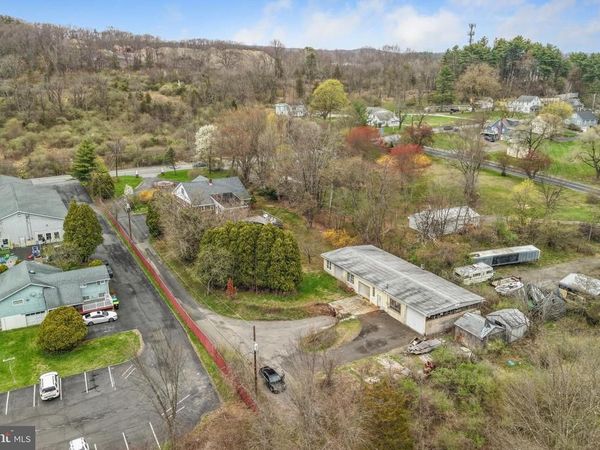 2115 W MAIN STREET , STROUDSBURG, PA 18360