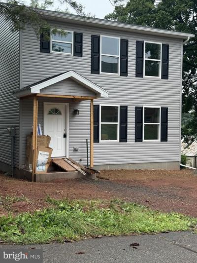 24 N 6TH STREET , HALIFAX, PA 17032