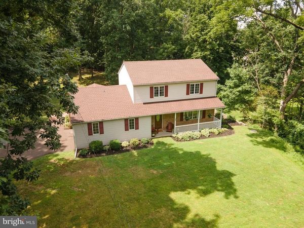 748 ROLLING HILLS ROAD, OTTSVILLE, PA 18942