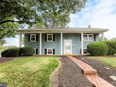 434 N HOLLY STREET, ELIZABETHTOWN, PA 17022
