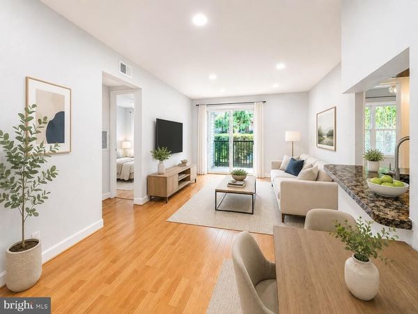 3310 WYNDHAM CIRCLE, Unit 115, ALEXANDRIA, VA 22302