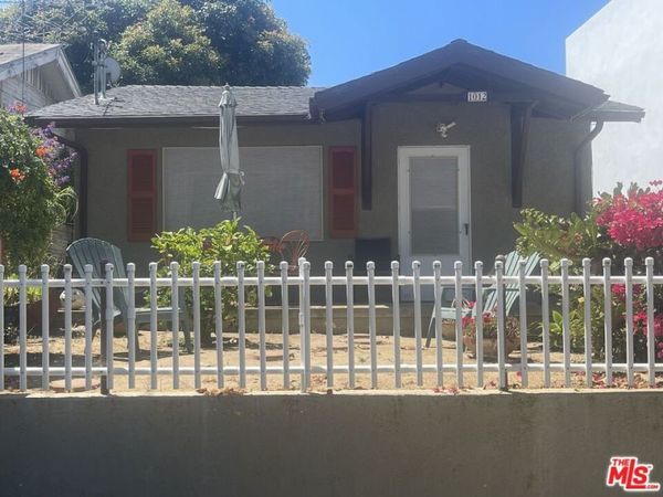 1012 Emerald Street, Redondo Beach, CA 90277
