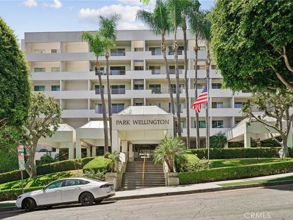 1131 Alta Loma, West Hollywood, CA 90069