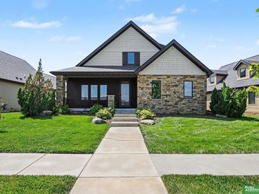 7751 S 94th Bay, Lincoln, NE 68526